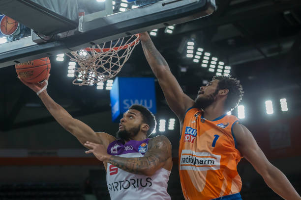 队的国际形 队的国际形