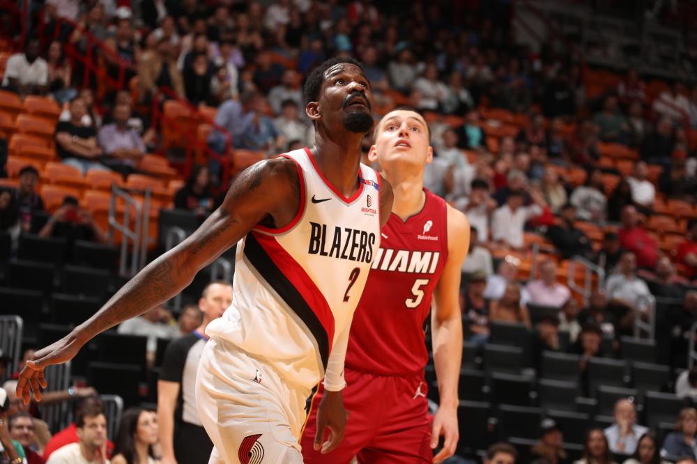 在社交媒体 在社交媒体